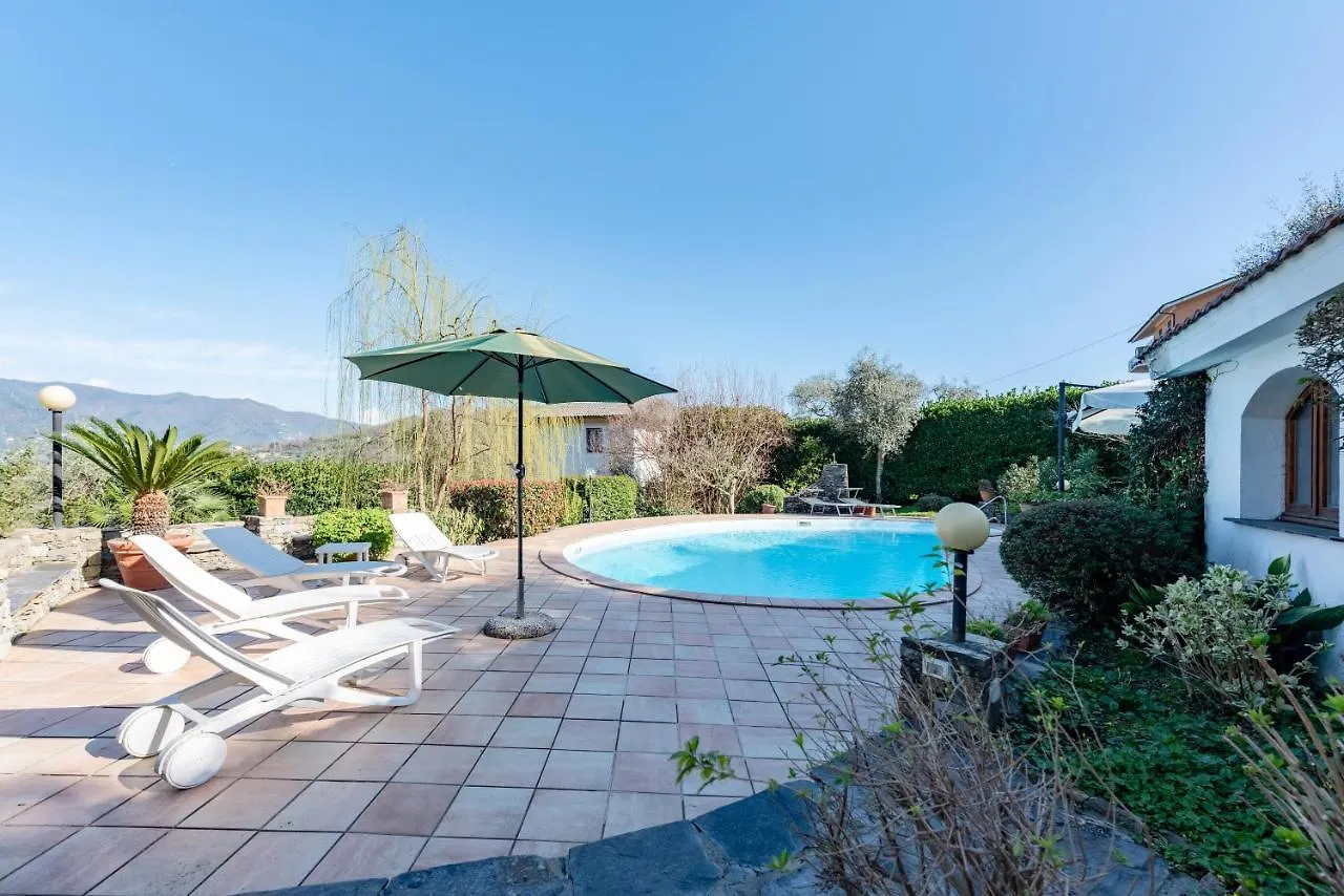 Villa Renetta With Swimming Pool And Jacuzzi And Parking Rapallo