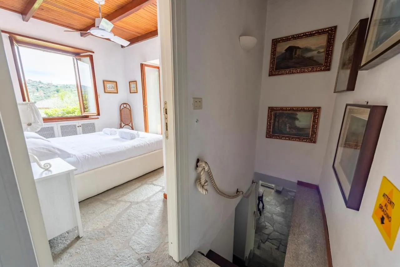 Villa Renetta With Swimming Pool And Jacuzzi And Parking Rapallo