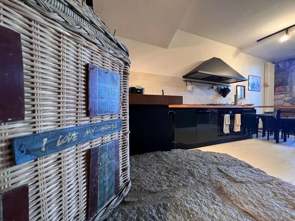 Villa Renetta With Swimming Pool And Jacuzzi And Parking Rapallo