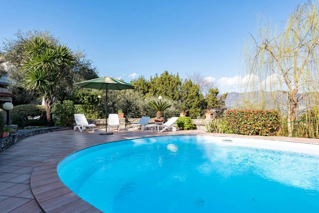 Villa Renetta With Swimming Pool And Jacuzzi And Parking Rapallo